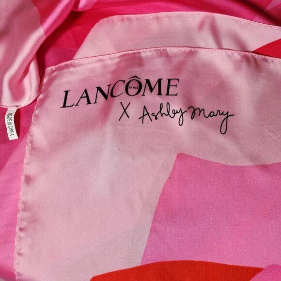 Lancome Paris x Ashley Mary Womens Square Scarf 34"x34" Red Multicolor Rose - Picture 3 of 5